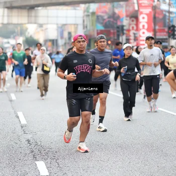 Runner Photo 4716275
