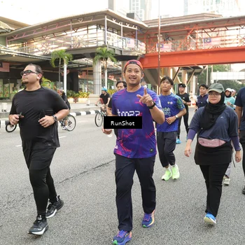 Runner Photo 4716338