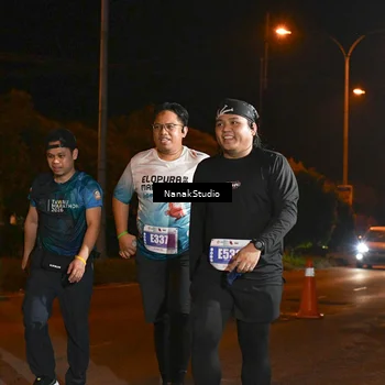 Runner Photo 4716360