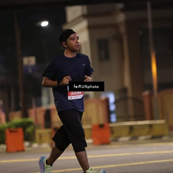 Runner Photo 4716370
