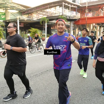 Runner Photo 4716400