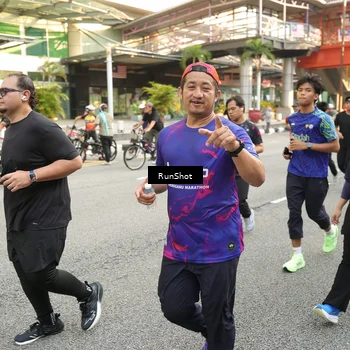 Runner Photo 4716441