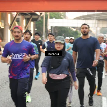 Runner Photo 4716475