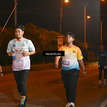 Runner Photo 4716581