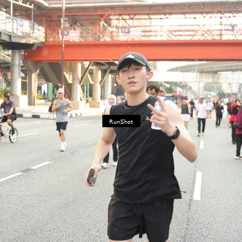 Runner Photo 4716610