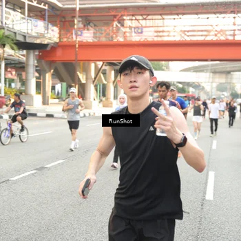 Runner Photo 4716643