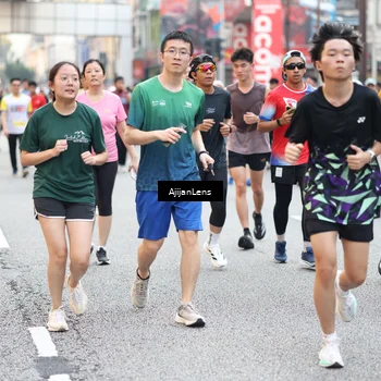 Runner Photo 4716655