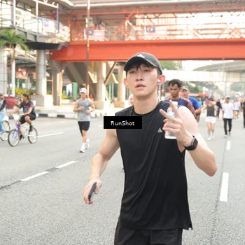 Runner Photo 4716689