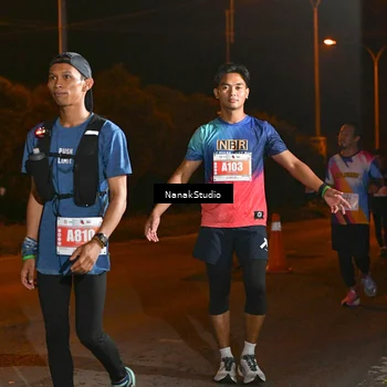 Runner Photo 4716692