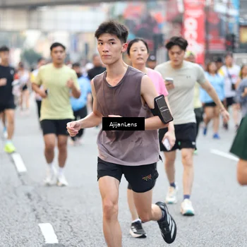 Runner Photo 4716714