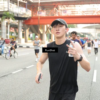 Runner Photo 4716721