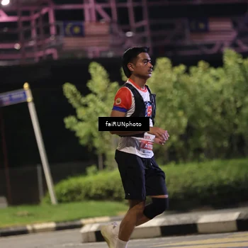Runner Photo 4716758