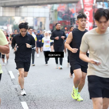 Runner Photo 4716775