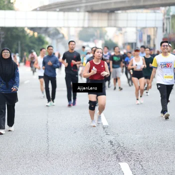 Runner Photo 4716864