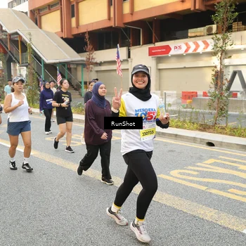 Runner Photo 4716972