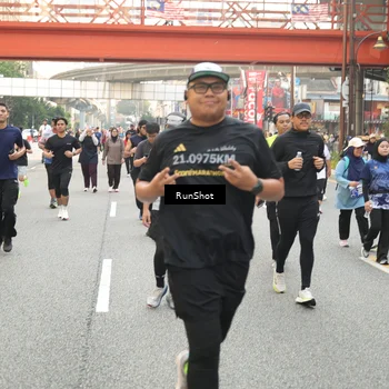 Runner Photo 4717143