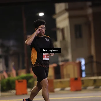 Runner Photo 4717149