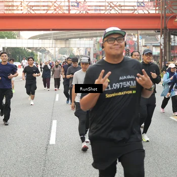 Runner Photo 4717172