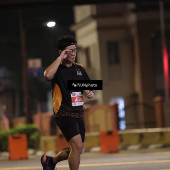 Runner Photo 4717184