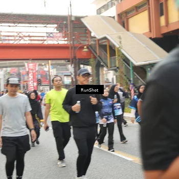 Runner Photo 4717222