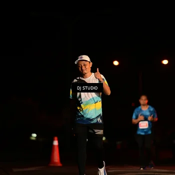 Runner Photo 4717273