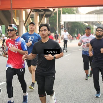Runner Photo 4717310