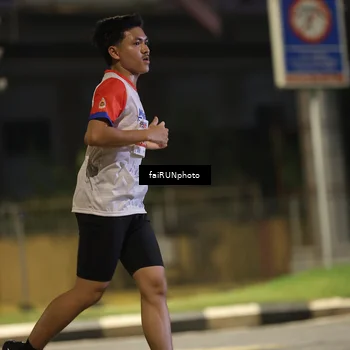 Runner Photo 4717413