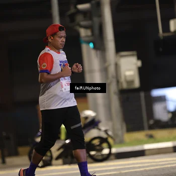 Runner Photo 4717445