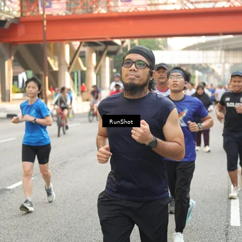 Runner Photo 4717448