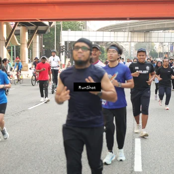 Runner Photo 4717459