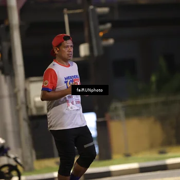 Runner Photo 4717475
