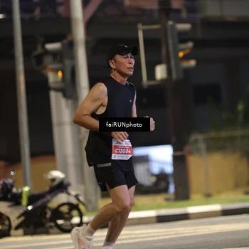 Runner Photo 4717542