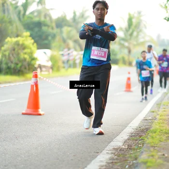 Runner Photo 4717578