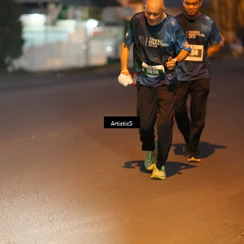 Runner Photo 4717631