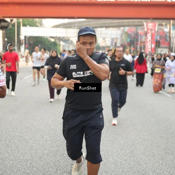 Runner Photo 4717635