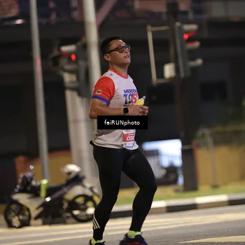 Runner Photo 4717642