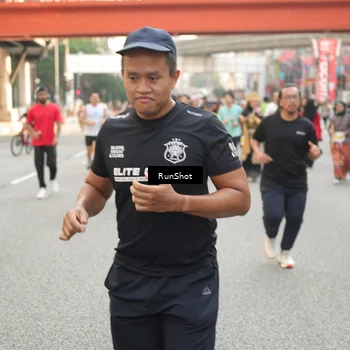 Runner Photo 4717643