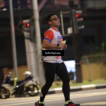Runner Photo 4717645