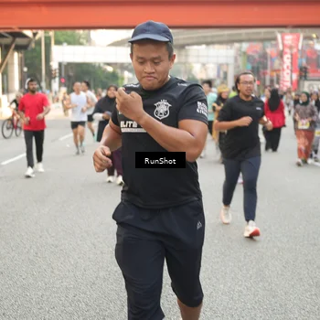 Runner Photo 4717652