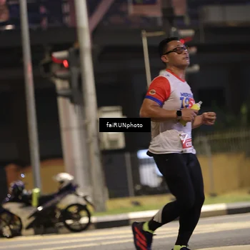 Runner Photo 4717673