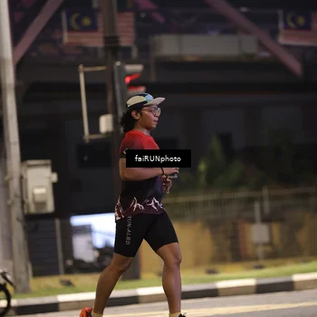 Runner Photo 4717696