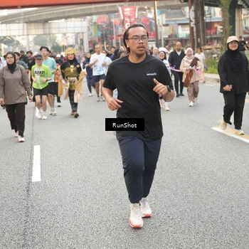 Runner Photo 4717815