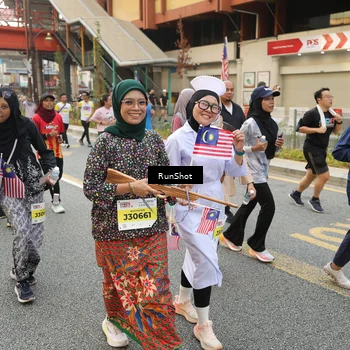 Runner Photo 4718075
