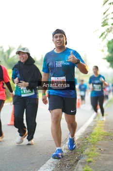 Runner Photo 4718077