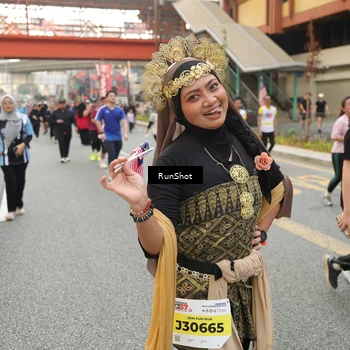 Runner Photo 4718196