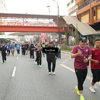 Runner Photo 4718248