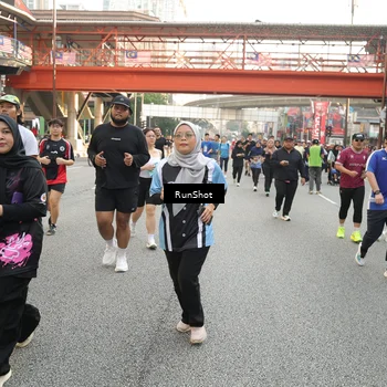 Runner Photo 4718304