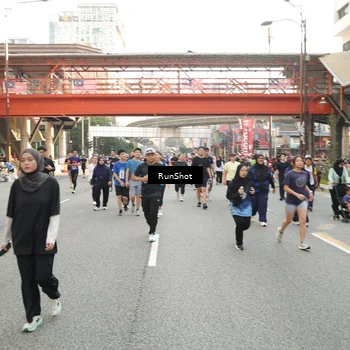 Runner Photo 4718371