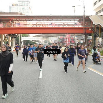 Runner Photo 4718372