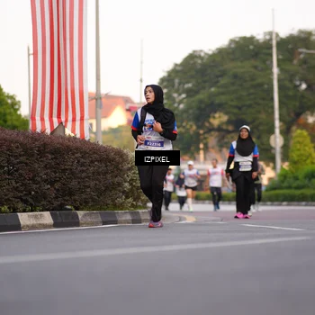 Runner Photo 4718417
